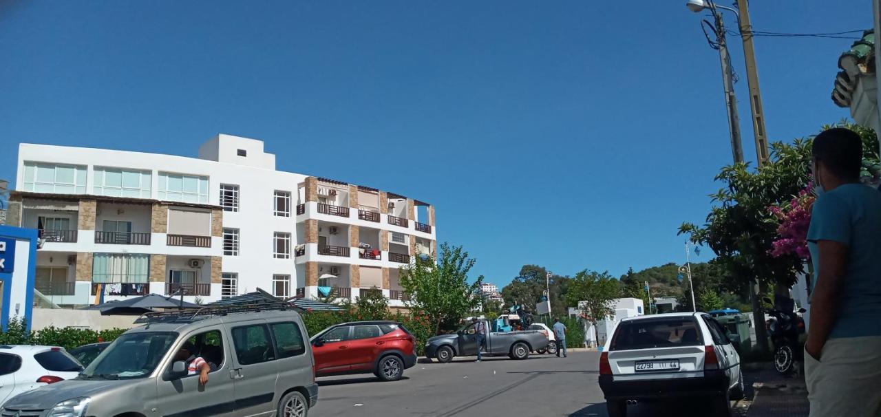 Studio De Luxe Avec Piscine Tétouan Exterior photo