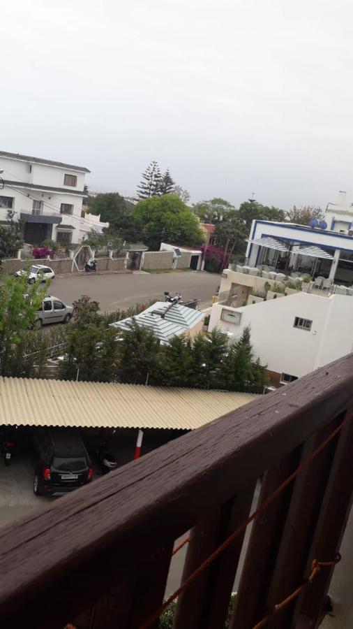 Studio De Luxe Avec Piscine Tétouan Exterior photo